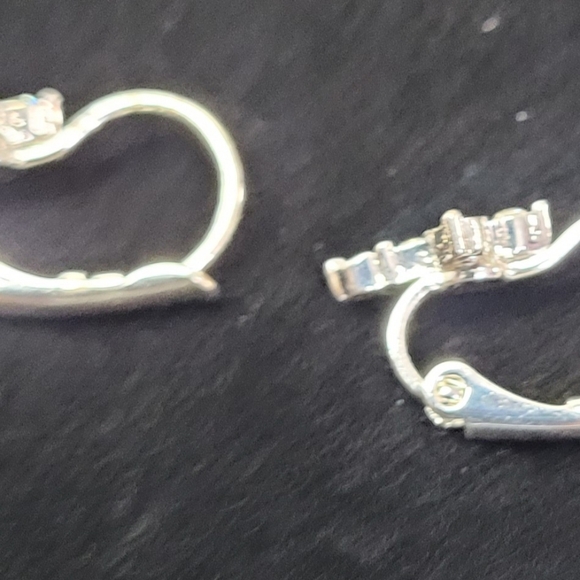 Dainty Rhinestine cross earrings set in silvertone - Picture 3 of 7